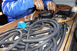 一体、何度この電池BOXを開けたであろうか。