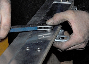 外からレンチでロックを外せる上蓋のタップ