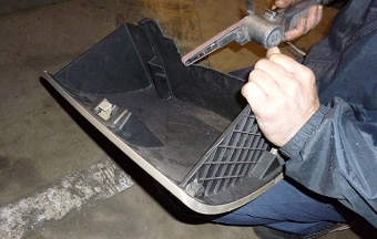 グローブBOXの加工