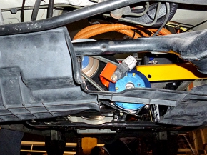 アンダーカバーは加工して取り付け