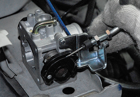 ペダルワークでワイヤーが90度まで可動するかを確認