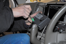 モニターの側の配線